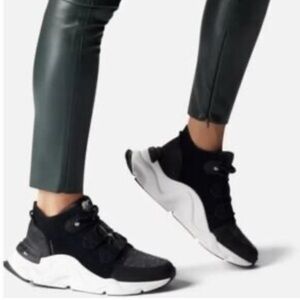 SOREL KINETIC IMPACT CARIBOU PLUS WATERPROOF SNEAKERS BOOTIES (WOMAN)